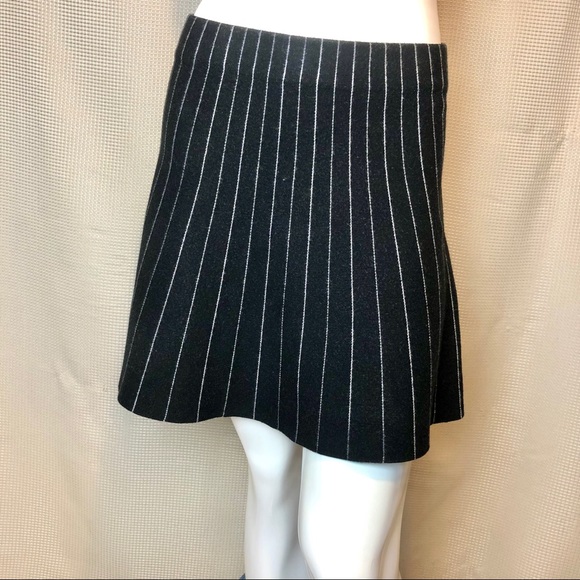 Zara Dresses & Skirts - 4/$25❗️ZaraKnit Vertical White Stripe Skater Skirt